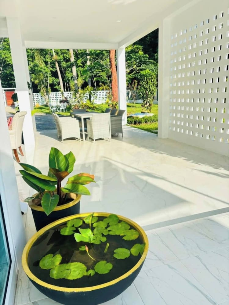 Baan Suan Pool Valley Villa