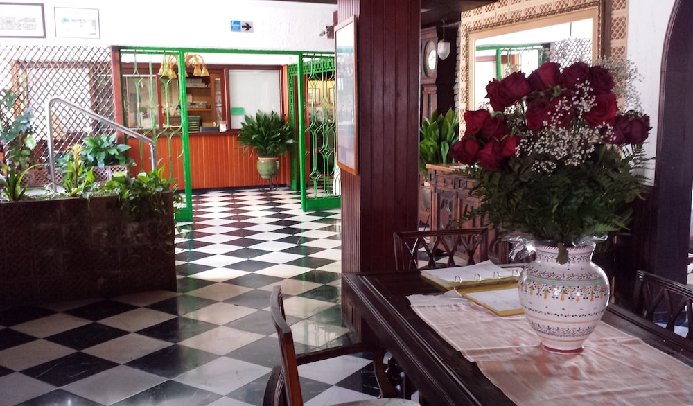 Hostal Ca's Bombu
