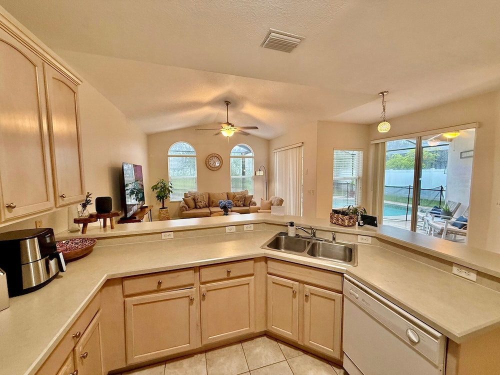 The Grand Village 4BR Pool Home Near Disney Parks