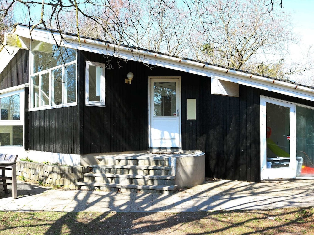 10 Person Holiday Home in Hadsund-by Traum