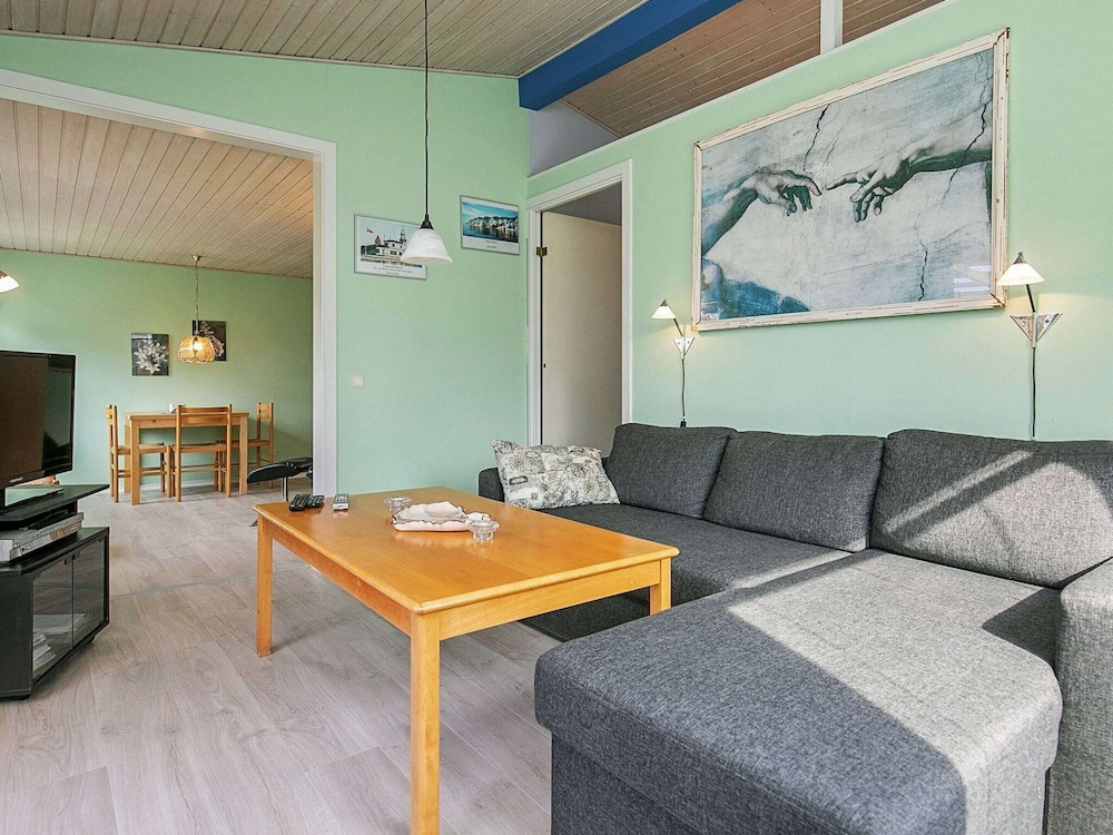 8 Person Holiday Home in Stege-by Traum view 4