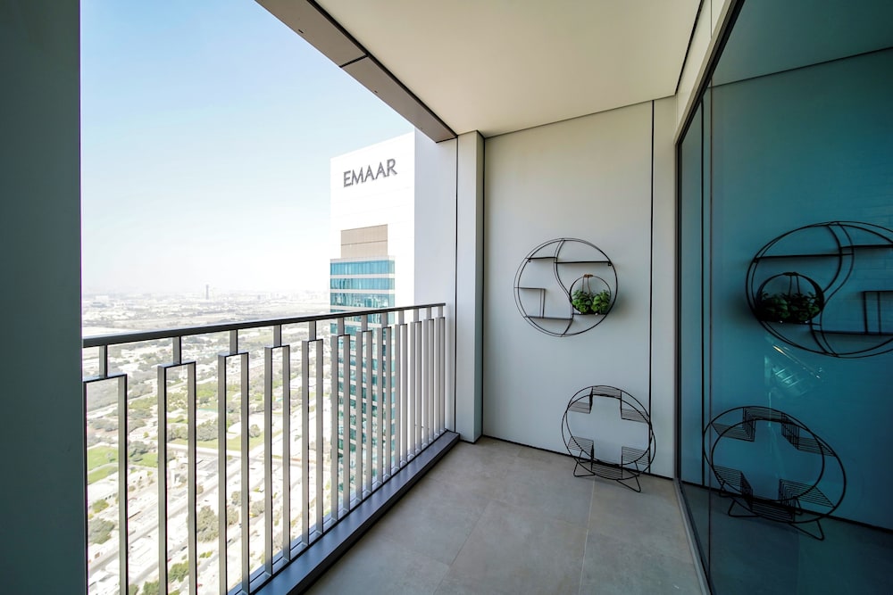 PVH - Modern Edgy 1BR - Downtown Views