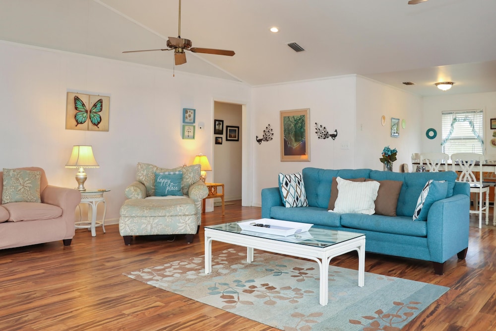 Blue Moon Cottage