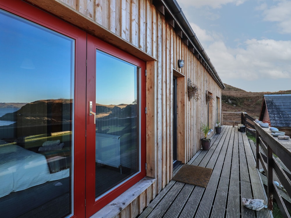 Doune Bay Lodge