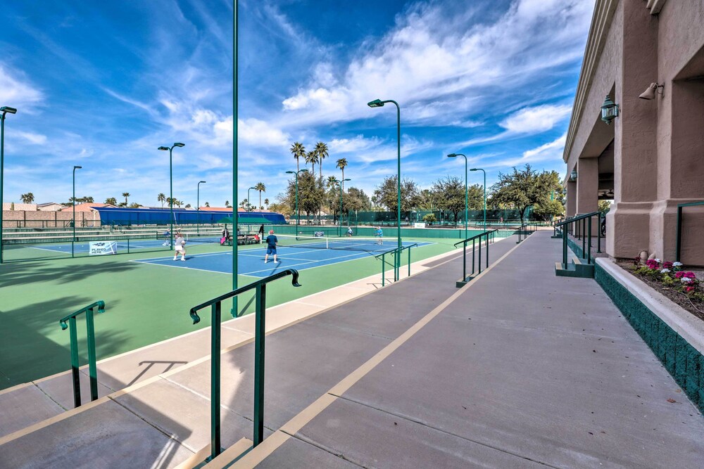 Sun Lakes Vacation Rental: BBQ Grill & Pool Access view 2