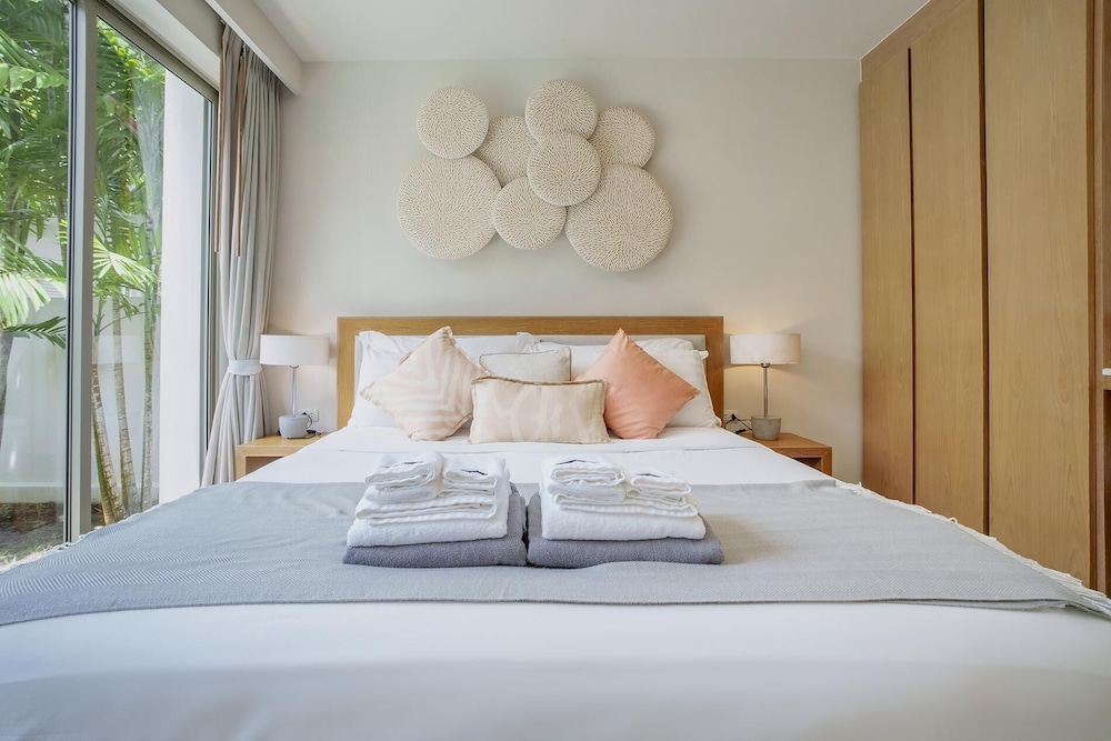 Trichada Stylish Private Pool Villa 3, Bang Tao