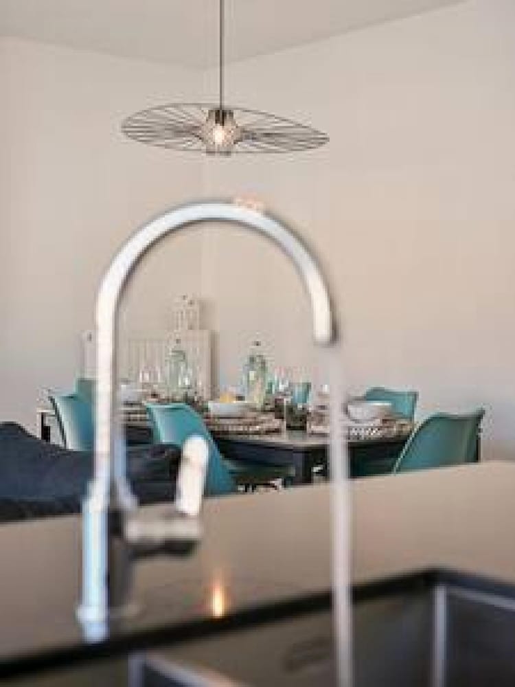 New Apartment Near the Beach With Stunning Seaview