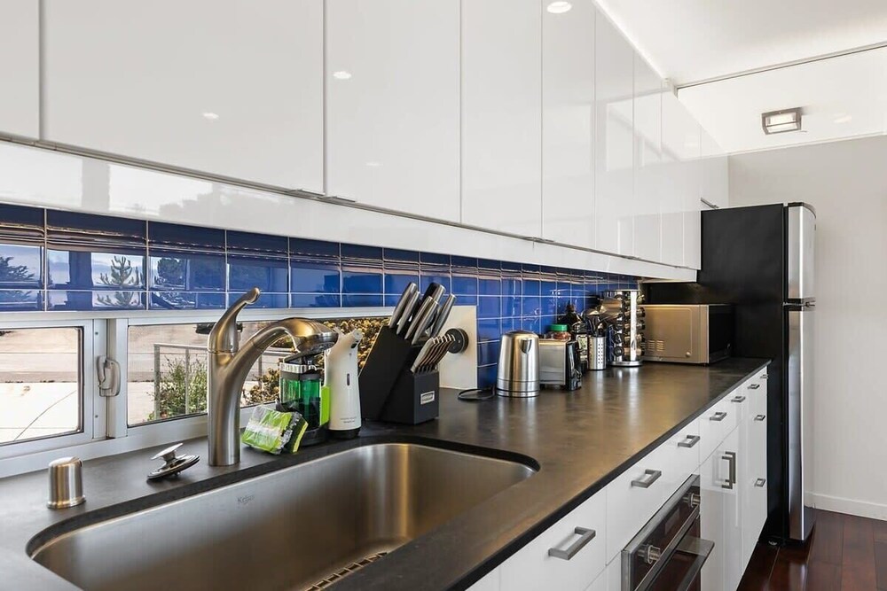 @ Marbella Lane - Cozy and Eccentric Design Home