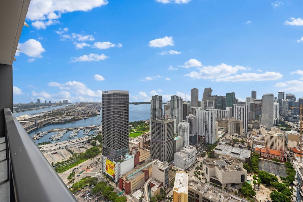 Downtown Luxury with Panoramic Views