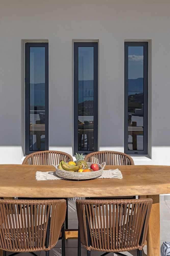 La Grande Vue Private Villas