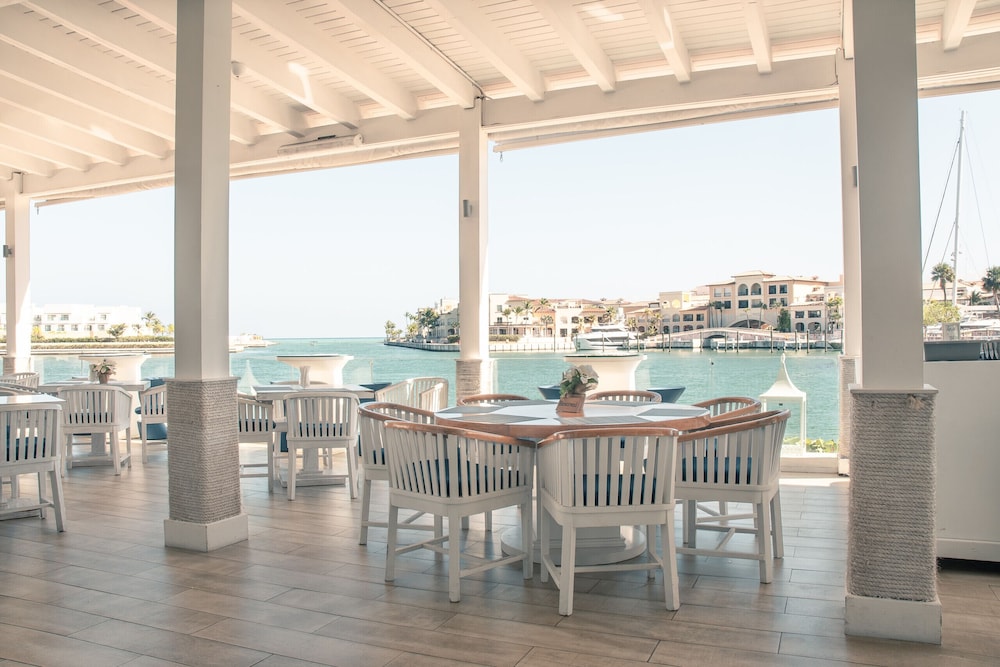 Studio 3 Guests Balcony With Views Fishing Lodge