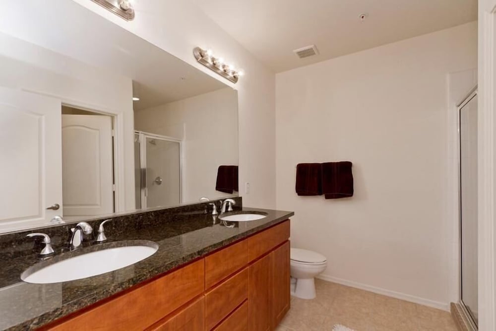 The Place To Be By Signature Vacation Rentals