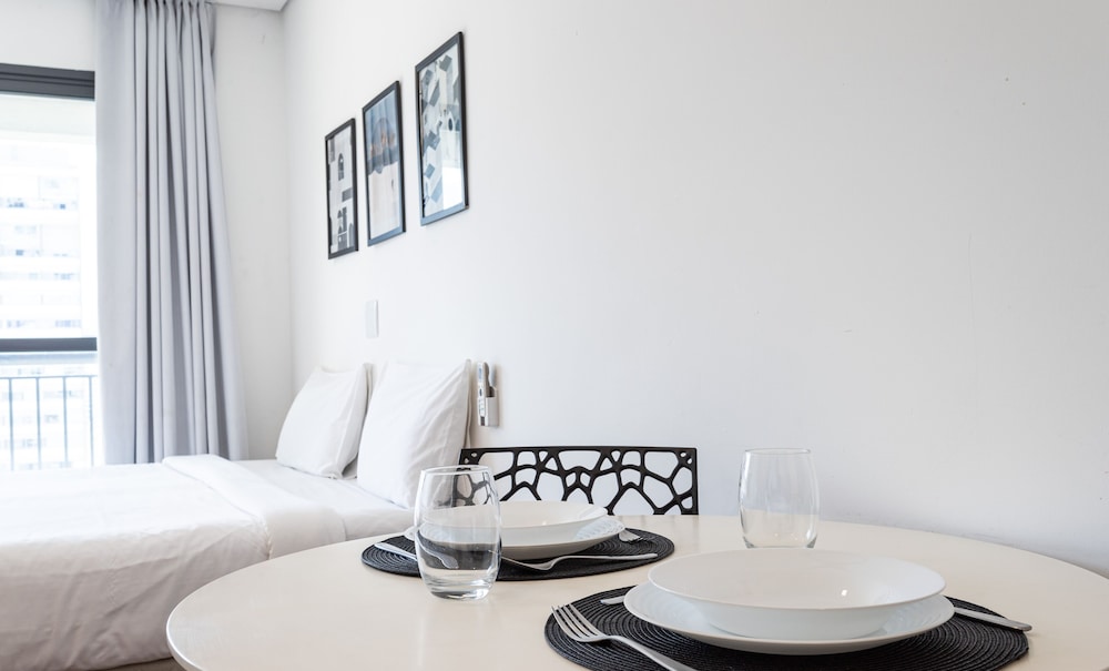 Setin Downtown Genebra by Viva - Apartamentos completos na Bela Vista com piscina