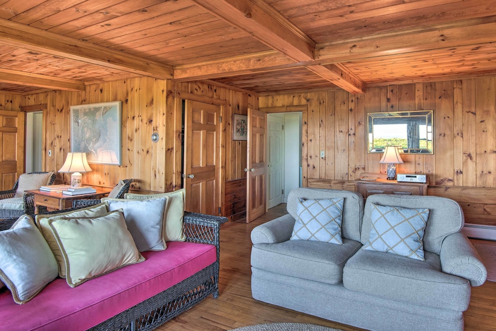 Expansive Beachfront Retreat w/ Outdoor Shower - Property Image 60
