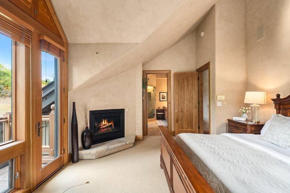 Snowmass Owl Creek 9904 view 5