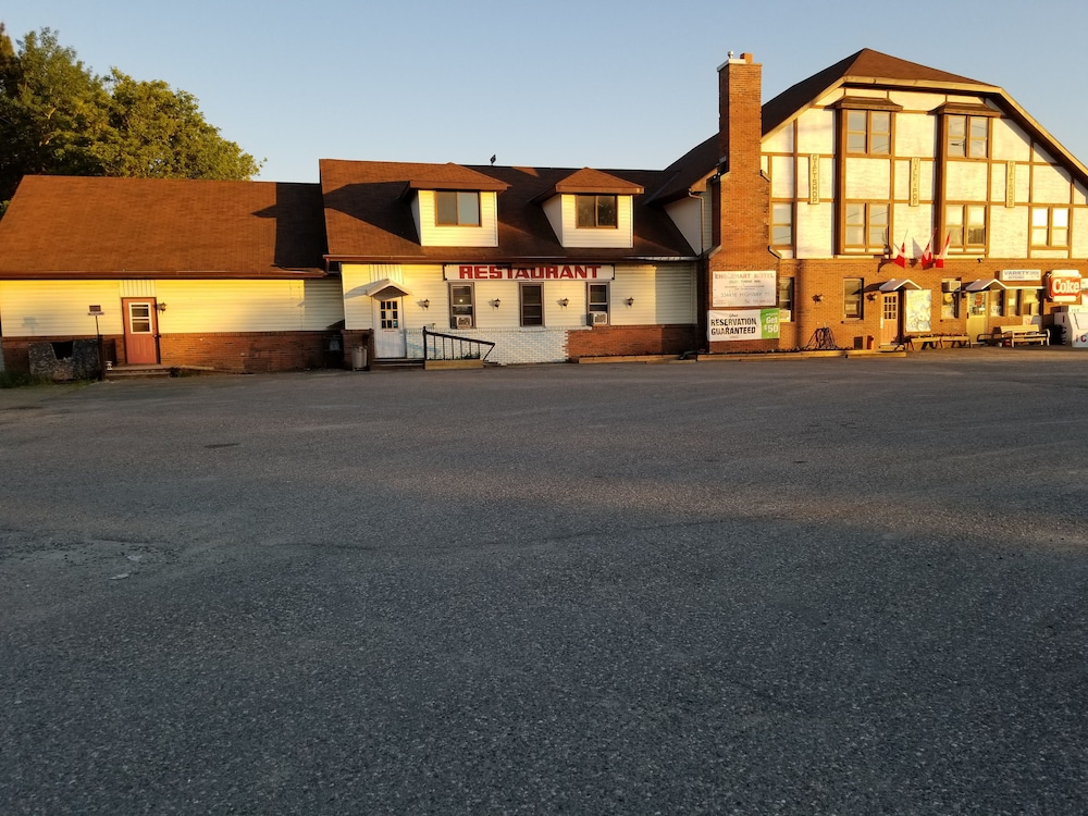 Englehart Inn