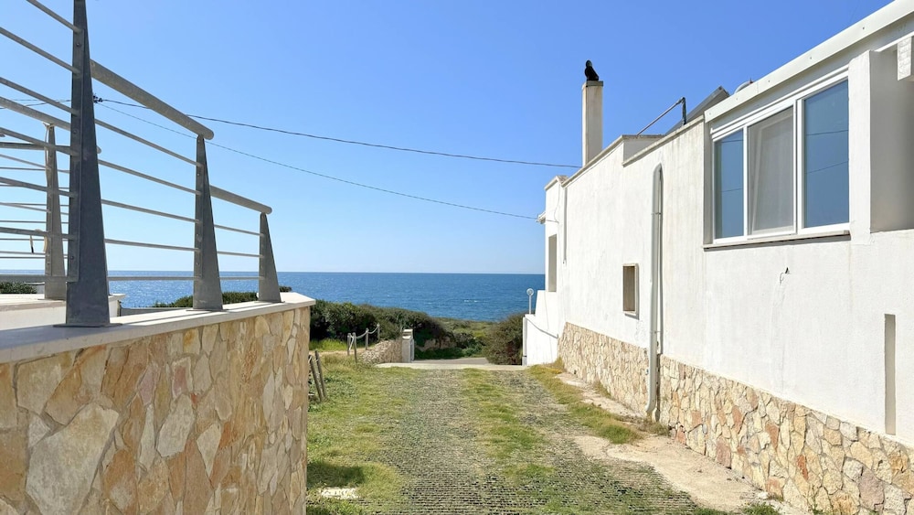 Villetta Charme 2 in Capilungo 5 Guests by the sea