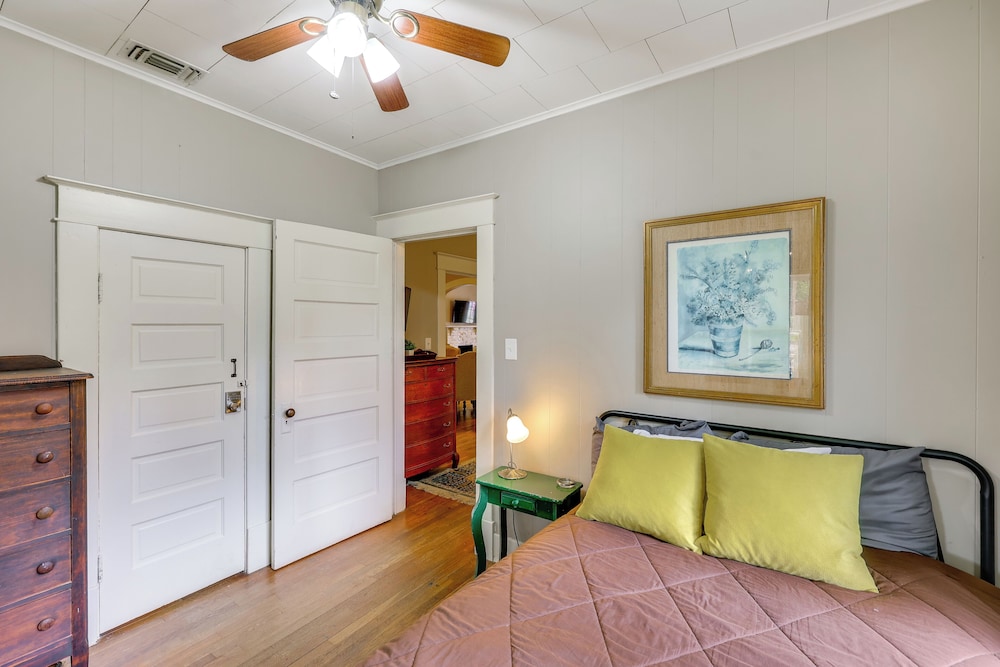 'hickory Hill House' < 1 Mi to Downtown Texarkana!