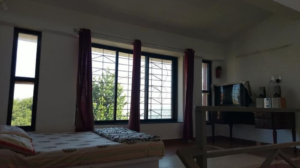 Walnut Villa