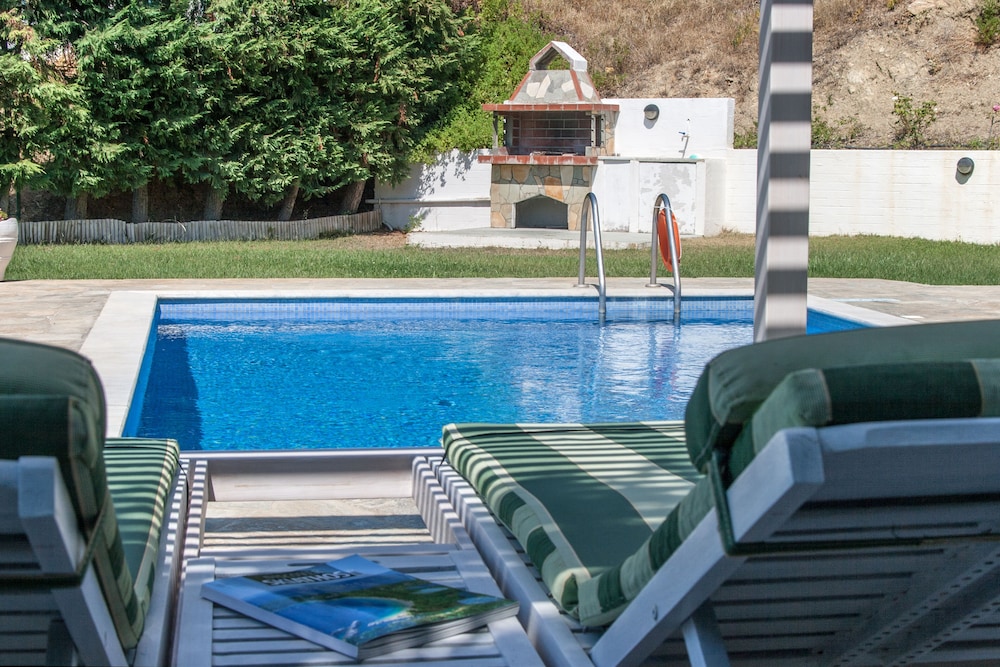 Four Seasons Villas