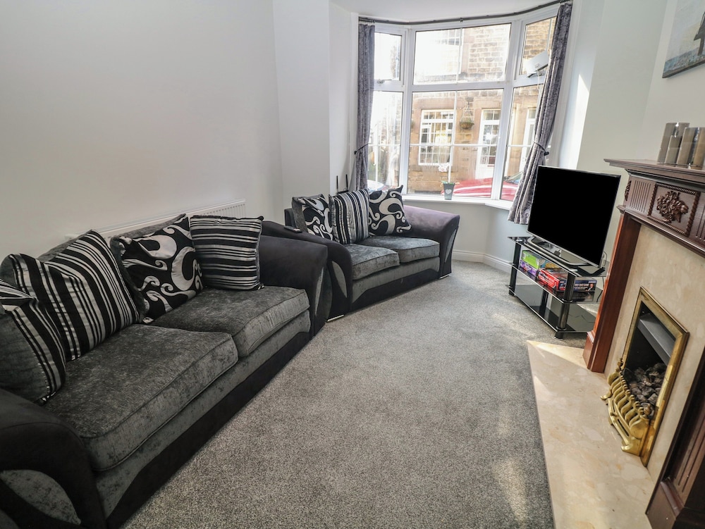 15 South Avenue Mews