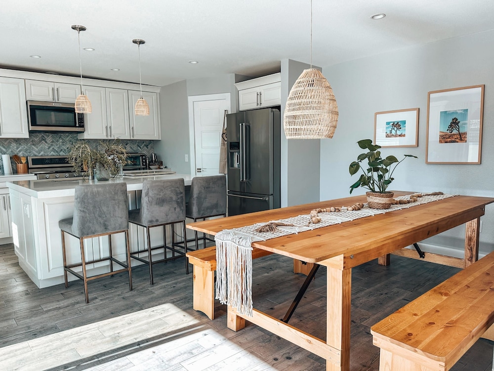 The Yucca Hotel- Entire Boutique Buyout
