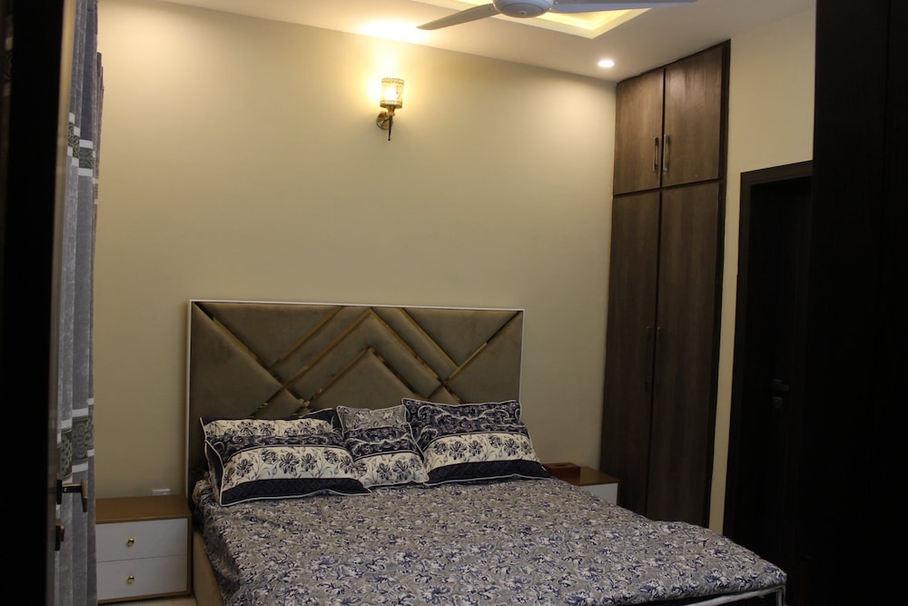 Thai Dee Guest House Islamabad view 4