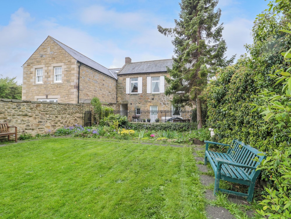 White Swan Cottage