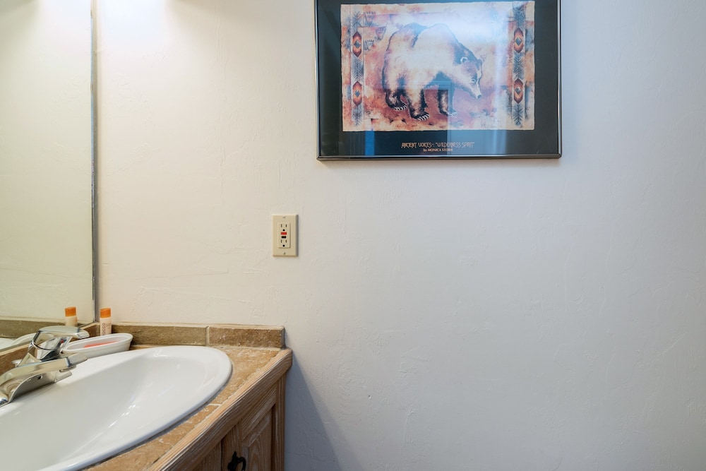 Double Diamond 23 by Avantstay Close to Town The Slopes