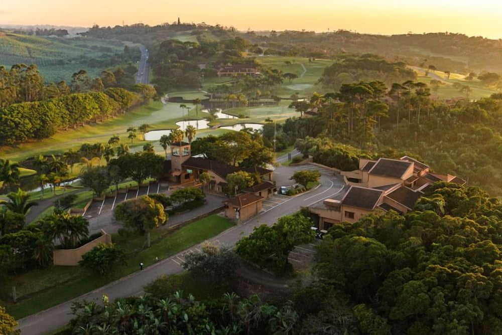 San Lameer Villa Rentals Three Bedroom Luxury 13908