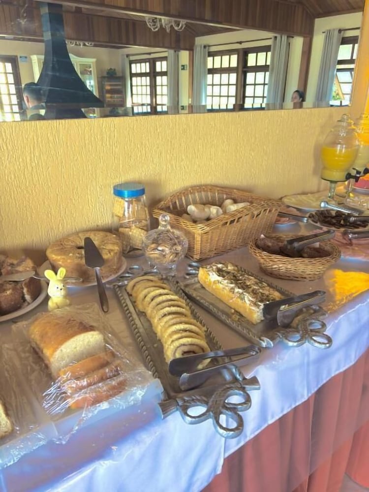 Pousada Portal das Cerejeiras