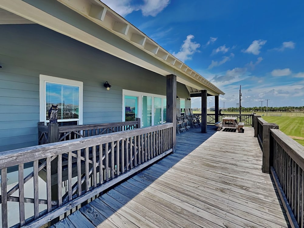 Family Tradition by Ryson Vacation Rentals