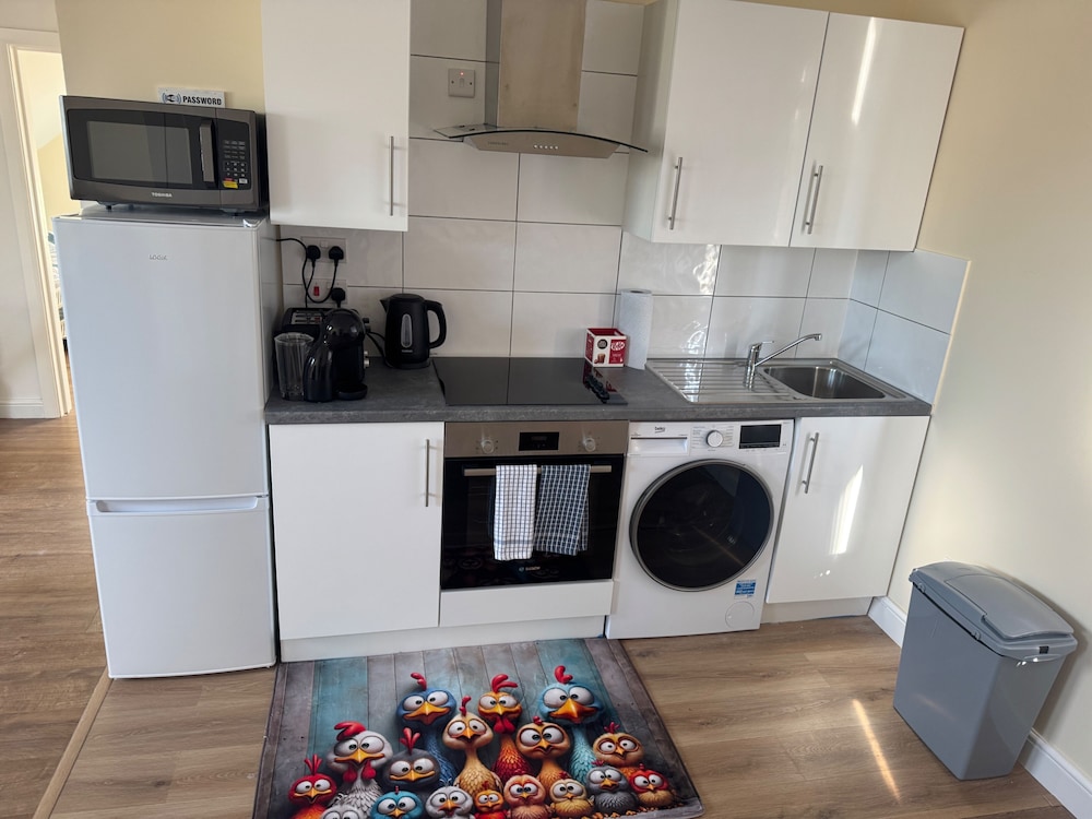 Close Central London 1 bed Apartment Sleeps 3