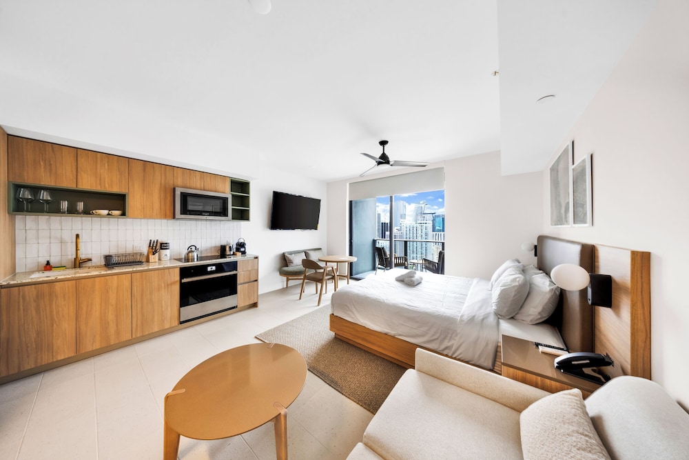 City Escape Stylish Studio in DTW Miami