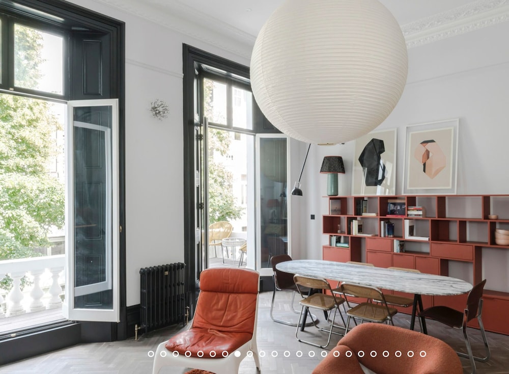 The Bengal Tiger: 2 bd apt rich with character