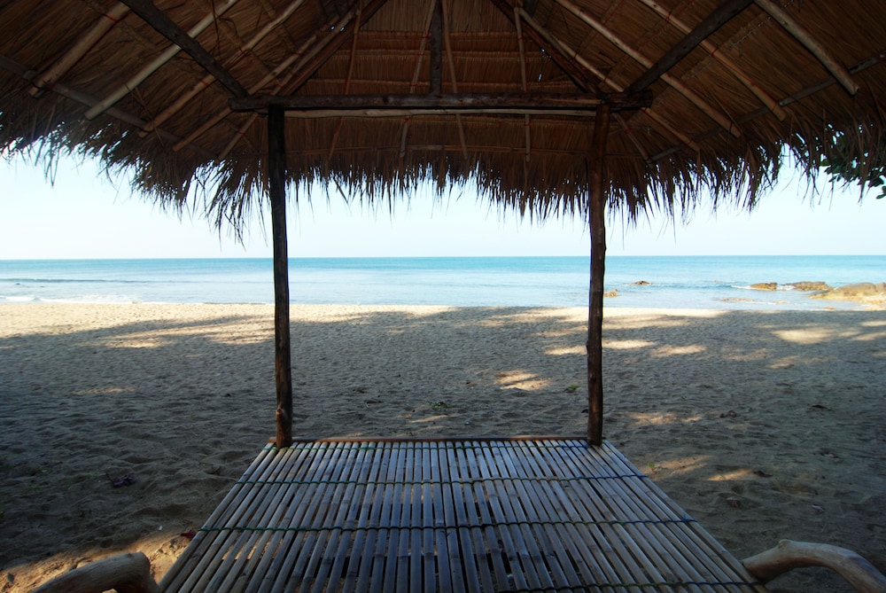 Lanta Coral Beach Resort