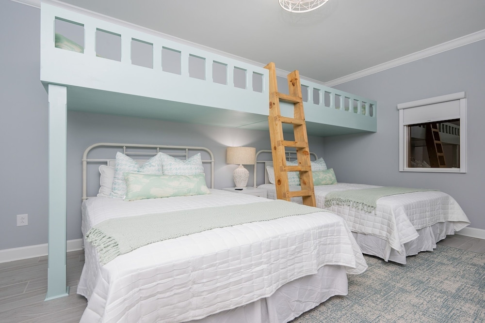 Phoenix Gulf Shores Ii 503 3 Bedroom Condo