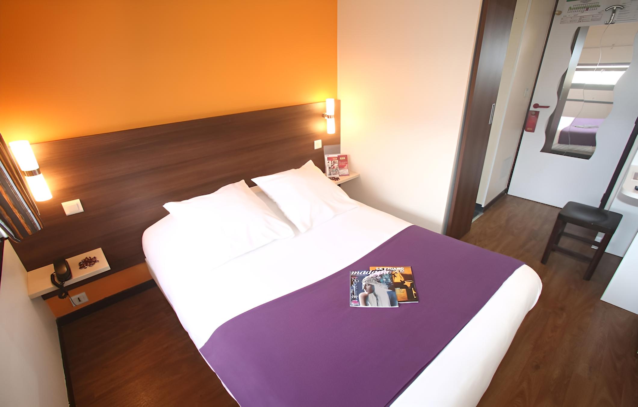 Bron Vacations - Brit Hotel Lyon Eurexpo - Property Image 1