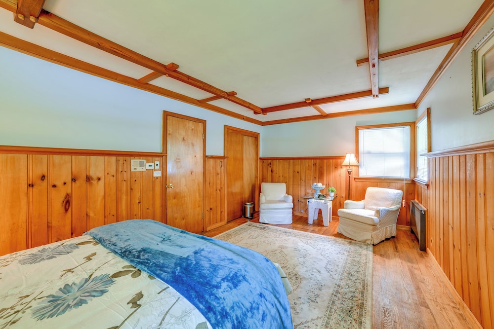 Serene Home w/ On-site Brook in Callicoon Center
