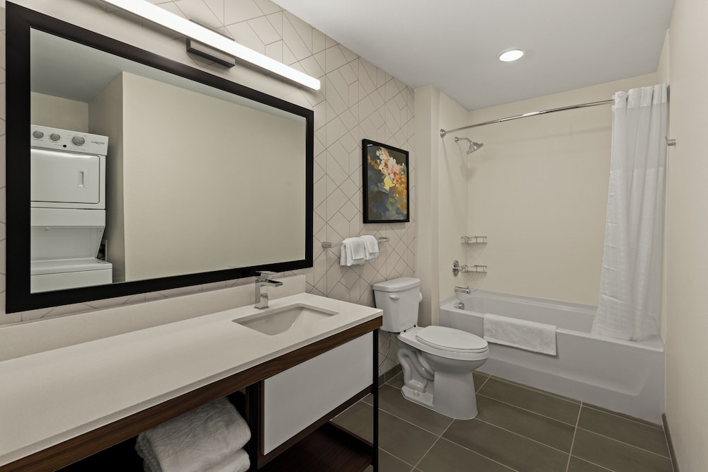 Everhome Suites Brownsville