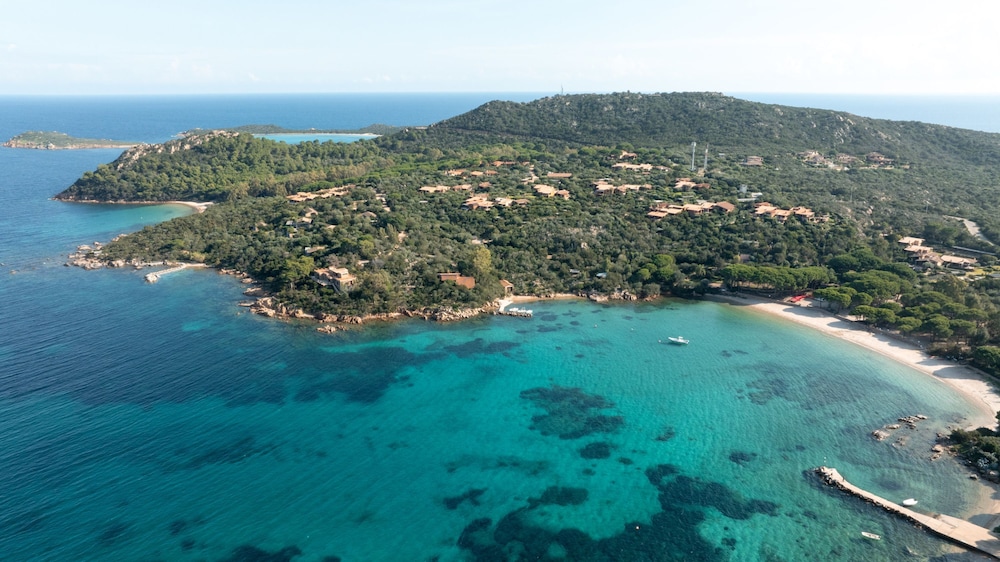 Breeze of the Coast by Wonderful Italy
