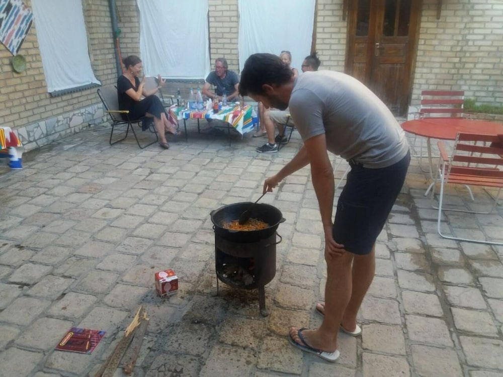 Umarxon Hostel