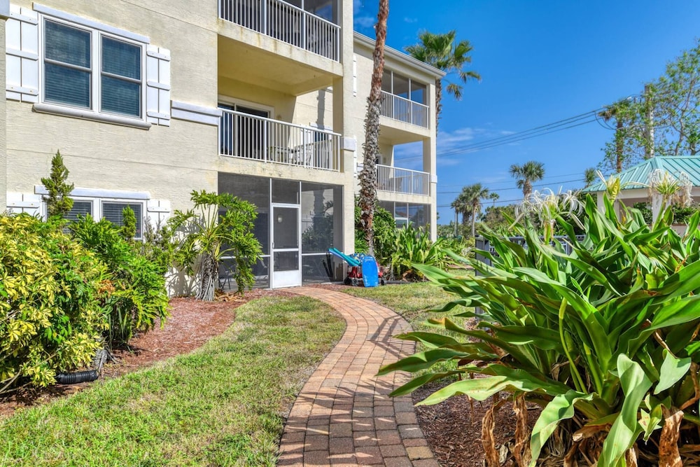 Ocean Reef #102