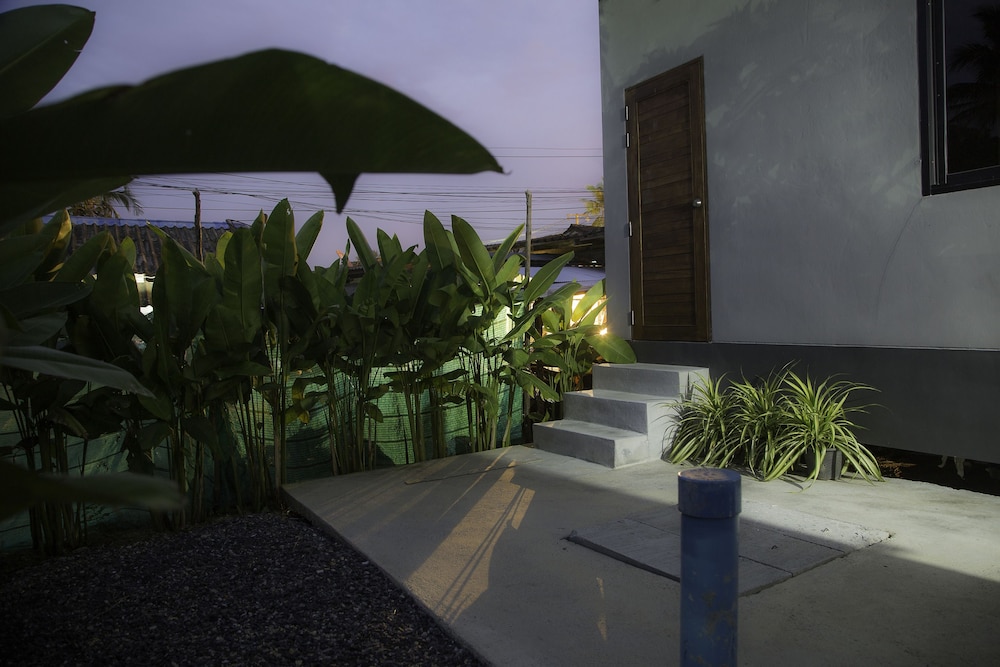 2 Rocks Boutique Hostel