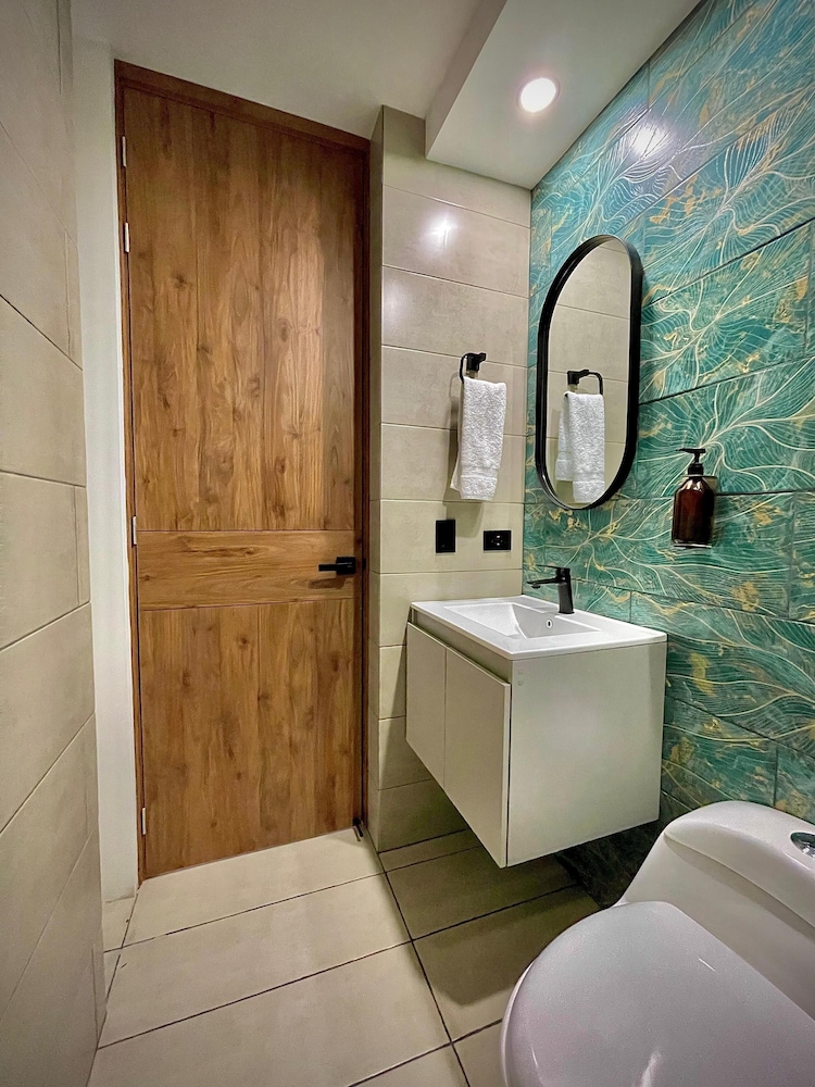 Nomadic Suites