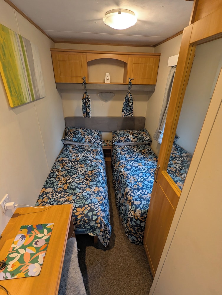 Free Ferry on 7 Days Bookings Jul/aug