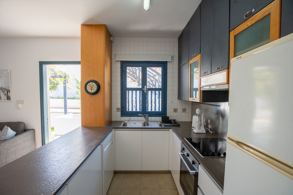 Phaedrus Living Sky Blue Residence