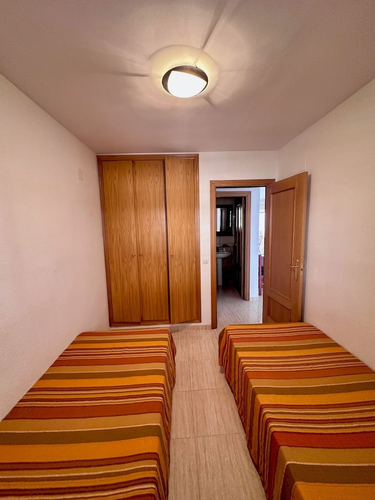 Apartment Acapulco Oropesa Rentalholidays