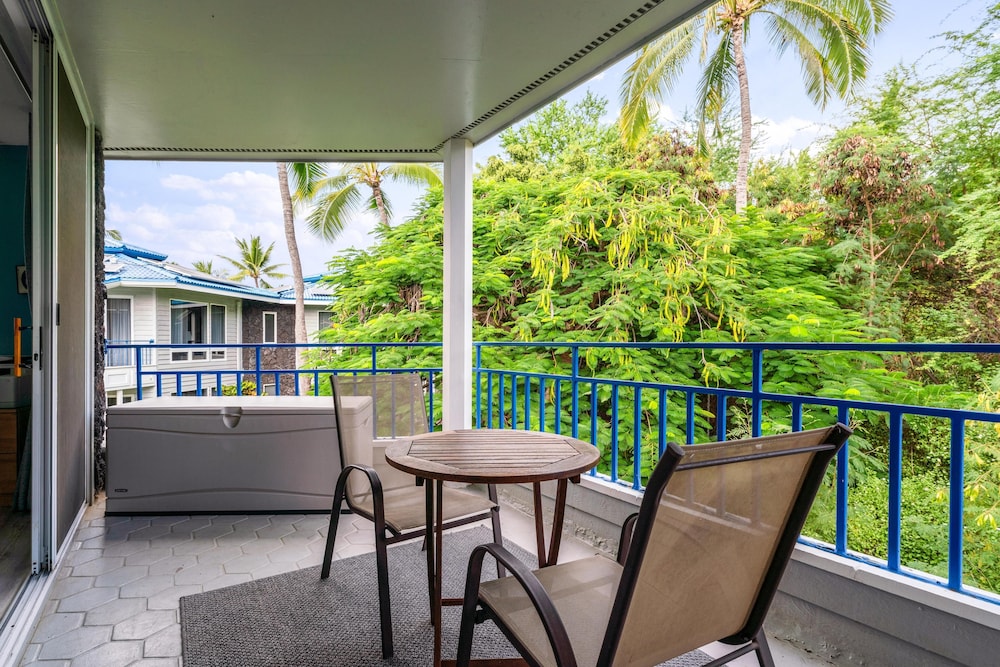 Mauna Loa Village