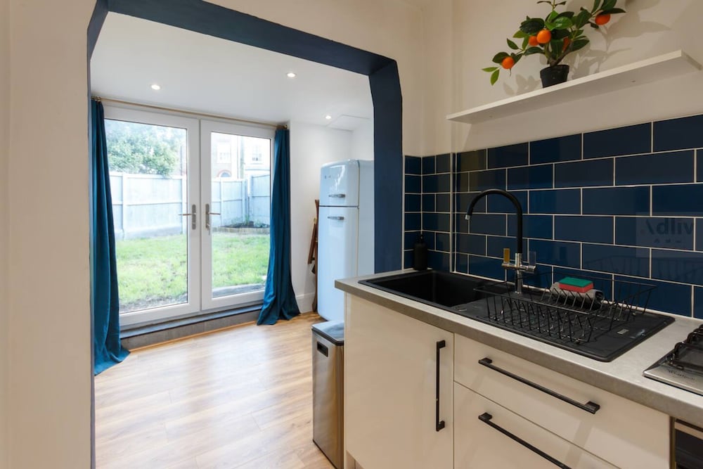 Cosy Margate Getaway Sleeps 5 By Adliv